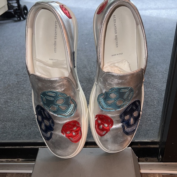 Alexander McQueen Multicolored Skull Slip-Ons - Picture 7 of 13